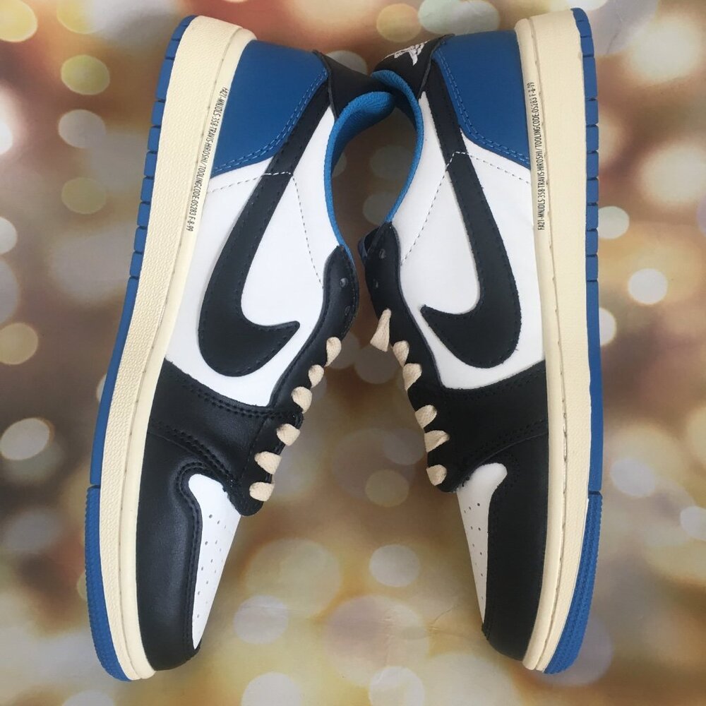 Air Jordan 1 Low Men’s - Picture 5 of 7